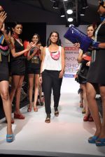 Model walk the ramp for Sannam Chopra Talent Box show at Lakme Fashion Week Day 2 on 4th Aug 2012 (44).JPG